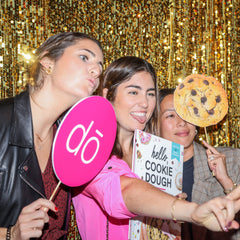 Image of guests at photobooth