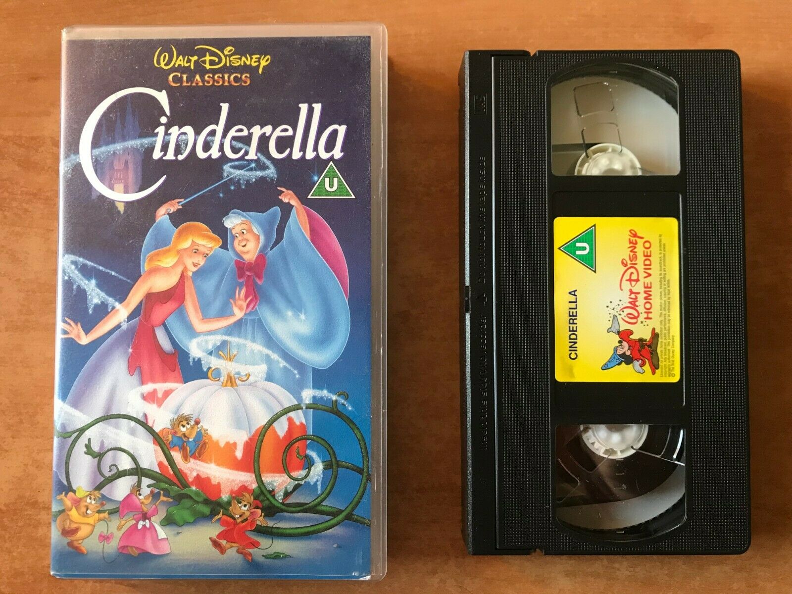 Cinderella; Walt Disney Classics Animated Fairy Tale, Childrens, Pal VHS –  Golden Class Movies LTD