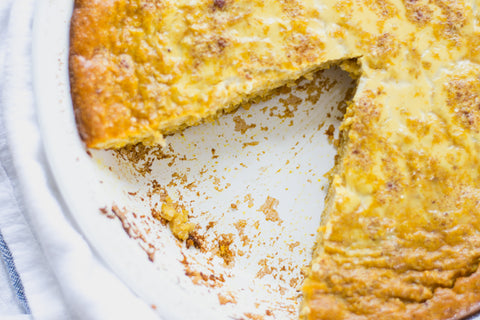 Bring the taste of fall to your breakfast with Pumpkin Pie Breakfast Bake! Made with Hodgson Mill's Oat Bran or Tri-Color Quinoa, this tasty dish has all the sweetness of pumpkin pie, but without all the sugar. 