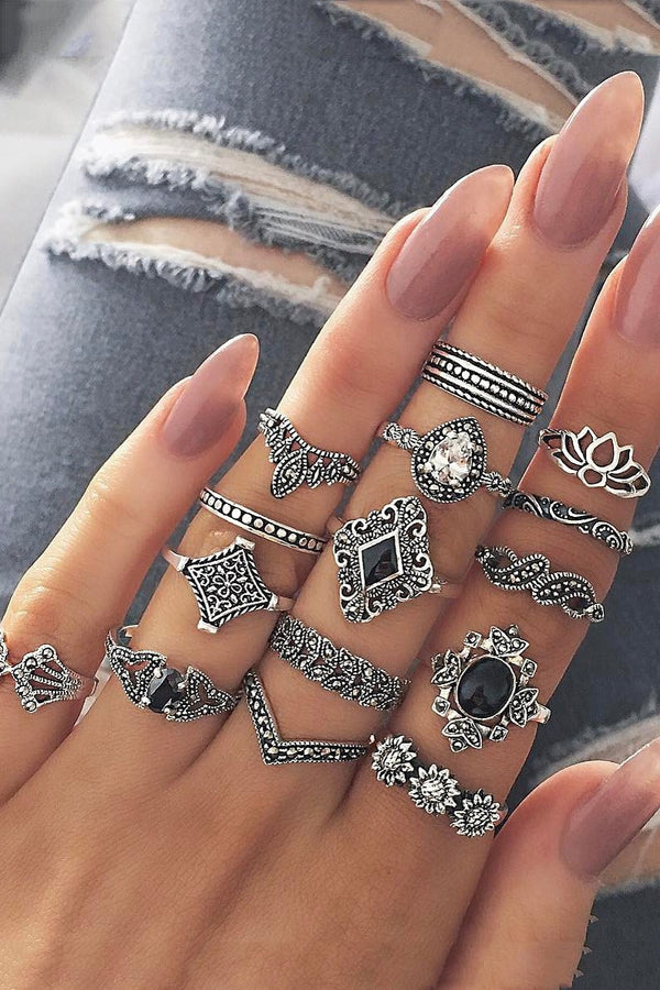 Trendy 15-piece Lotus Ring