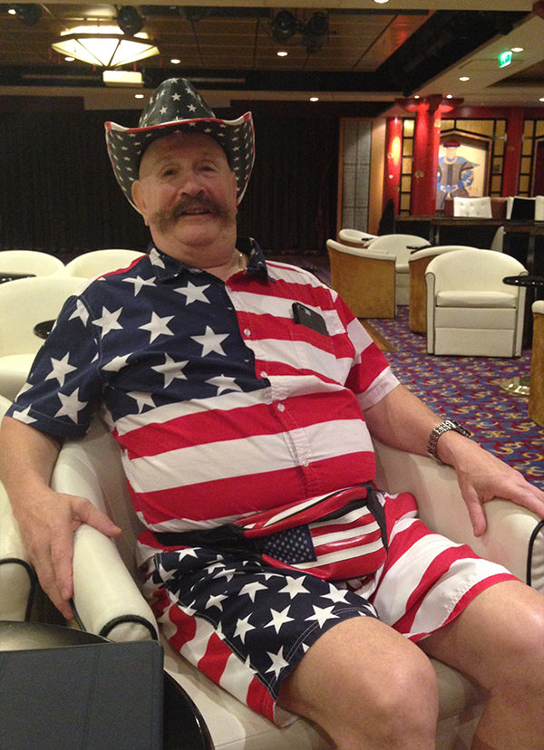 Henry enjoying his American Flat outfit
