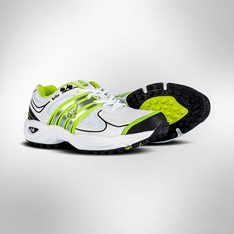 V10 Cricket Shoes Lailoo - Sochoo Dhoondoo aur Lailoo 