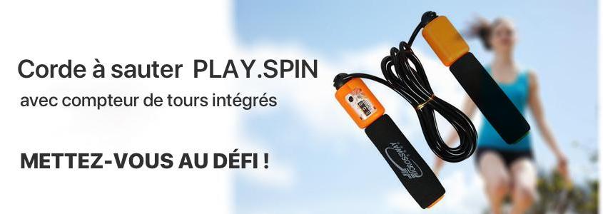 Corde à sauter PLAY.SPIN avec compteur de tours intégré. Mettez-vous au défi !