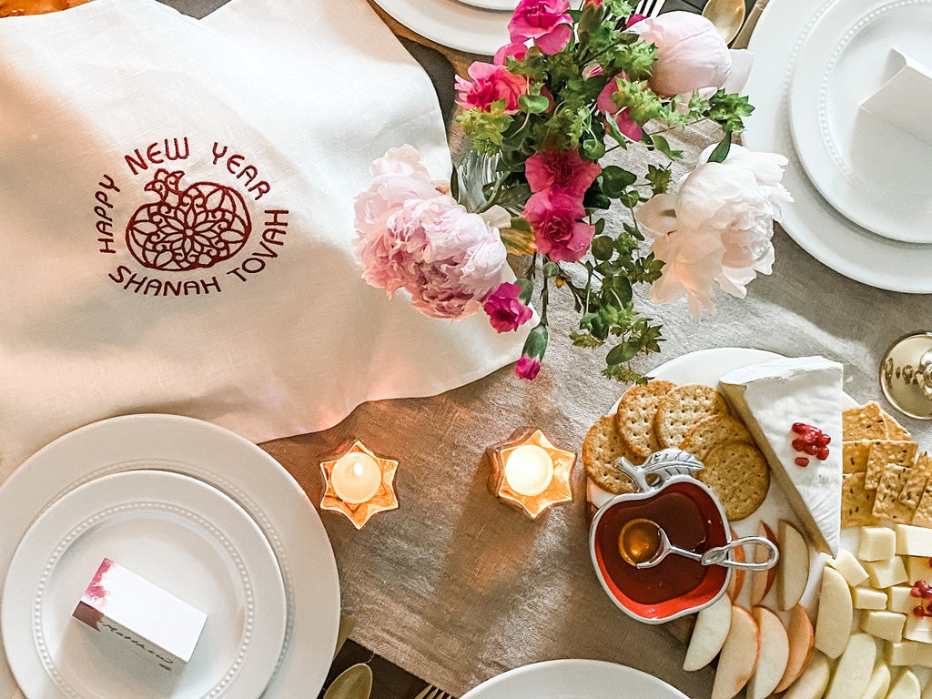 Rosh Hashanah Tablescape- Peace Love Light