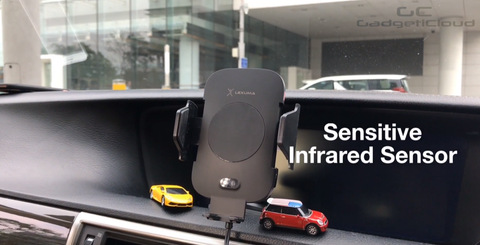 gadgeticloud lexuma automatic wireless charging infrared sensing car mount application on cars