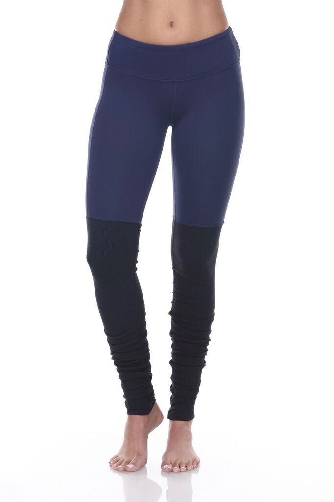 Goddess Legging Navy – The Sweatbar