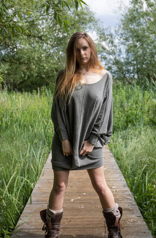 Baggy jumper, grey sweater, ethical clothing, sustainable clothing, ethical fashion brands, eco brands, ethical clothing company, eco brands