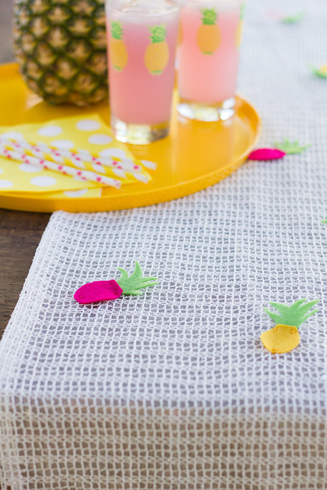 DIY Pineapple Table Runner Finish 2