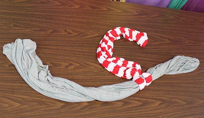How to Tie a Scarf Double Scarf Anchor step 2