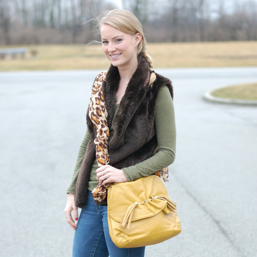 handbag and tie a knot