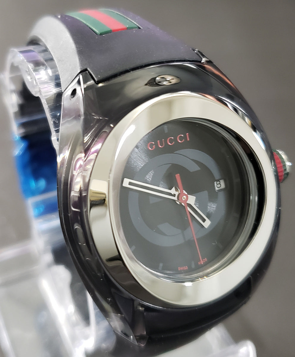 gucci unisex black swiss sync striped rubber strap watch