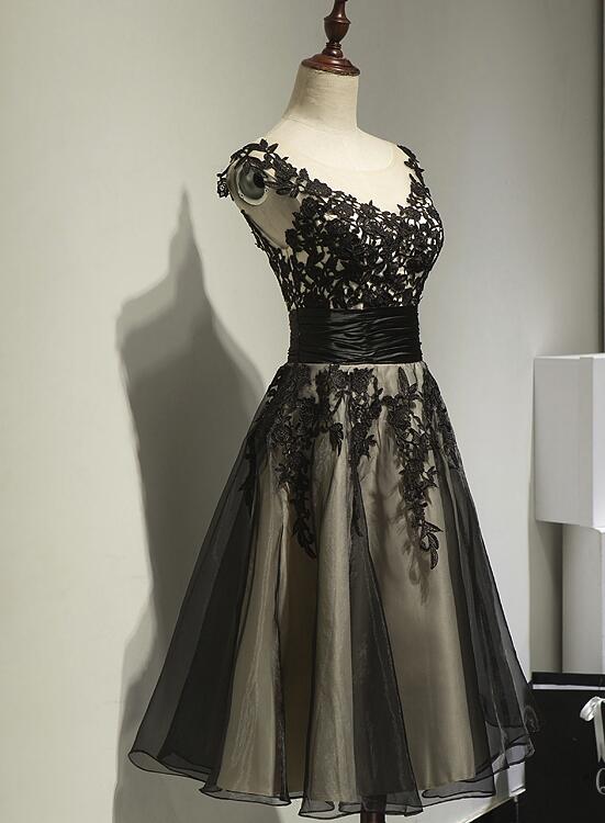 black gowns party wear