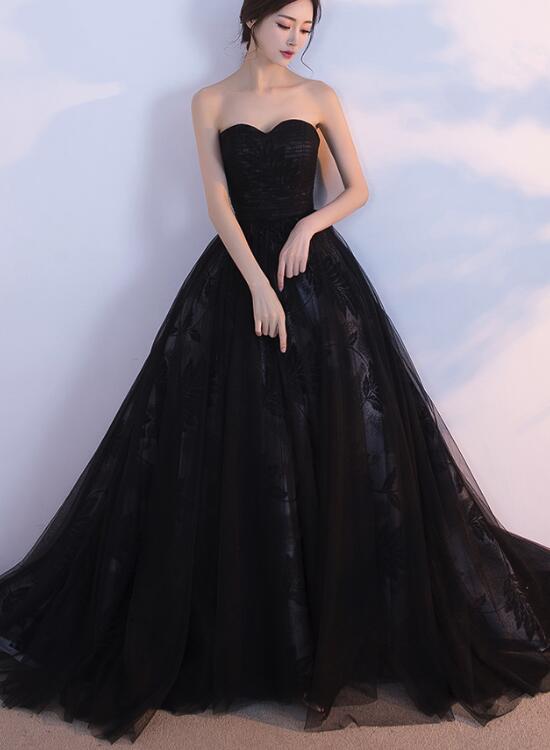 black gown prom