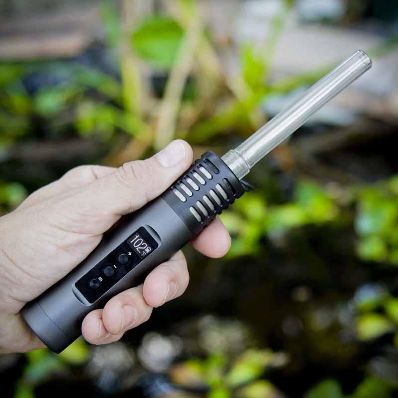 Arizer Air 2 in hand