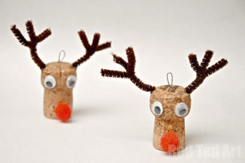 cork reindeer ornament project  kids Toddler Crafts DIY christmas holiday Activity