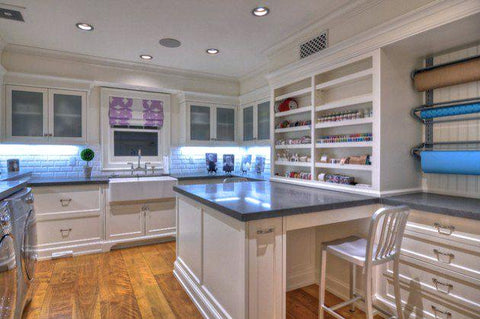 kitchen turned into a craft room