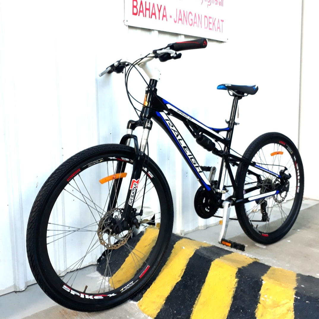 raleigh max full suspension mountain bike