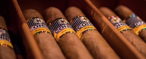 Powder Room Cigar Lounge Cohiba 