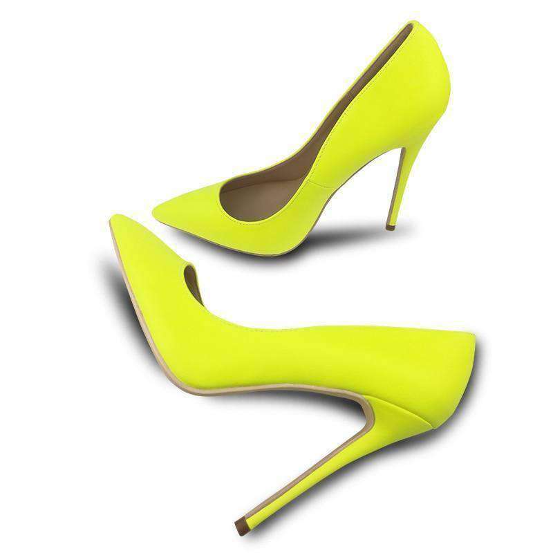 yellow pointed shoes