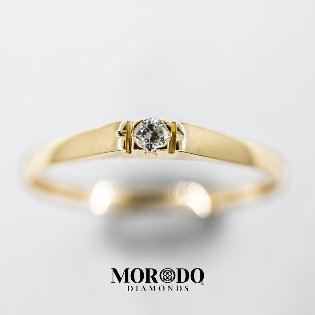 Retener monigote de nieve Asia Qué es un anillo de promesa? – Morodo Jewelry