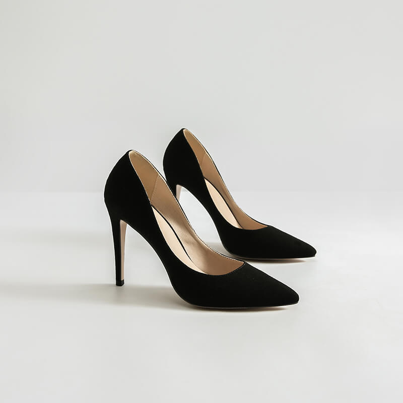 size 2 court heels