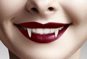 vampire-lips-smile