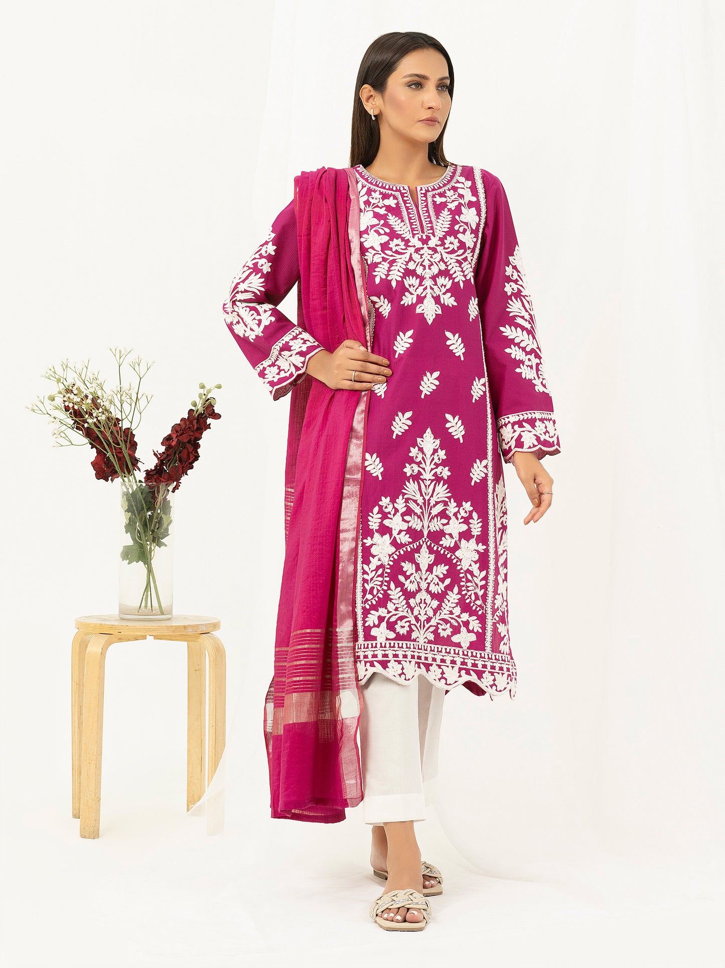 2 Piece Texture Lawn Suit-Embroidered (Pret)