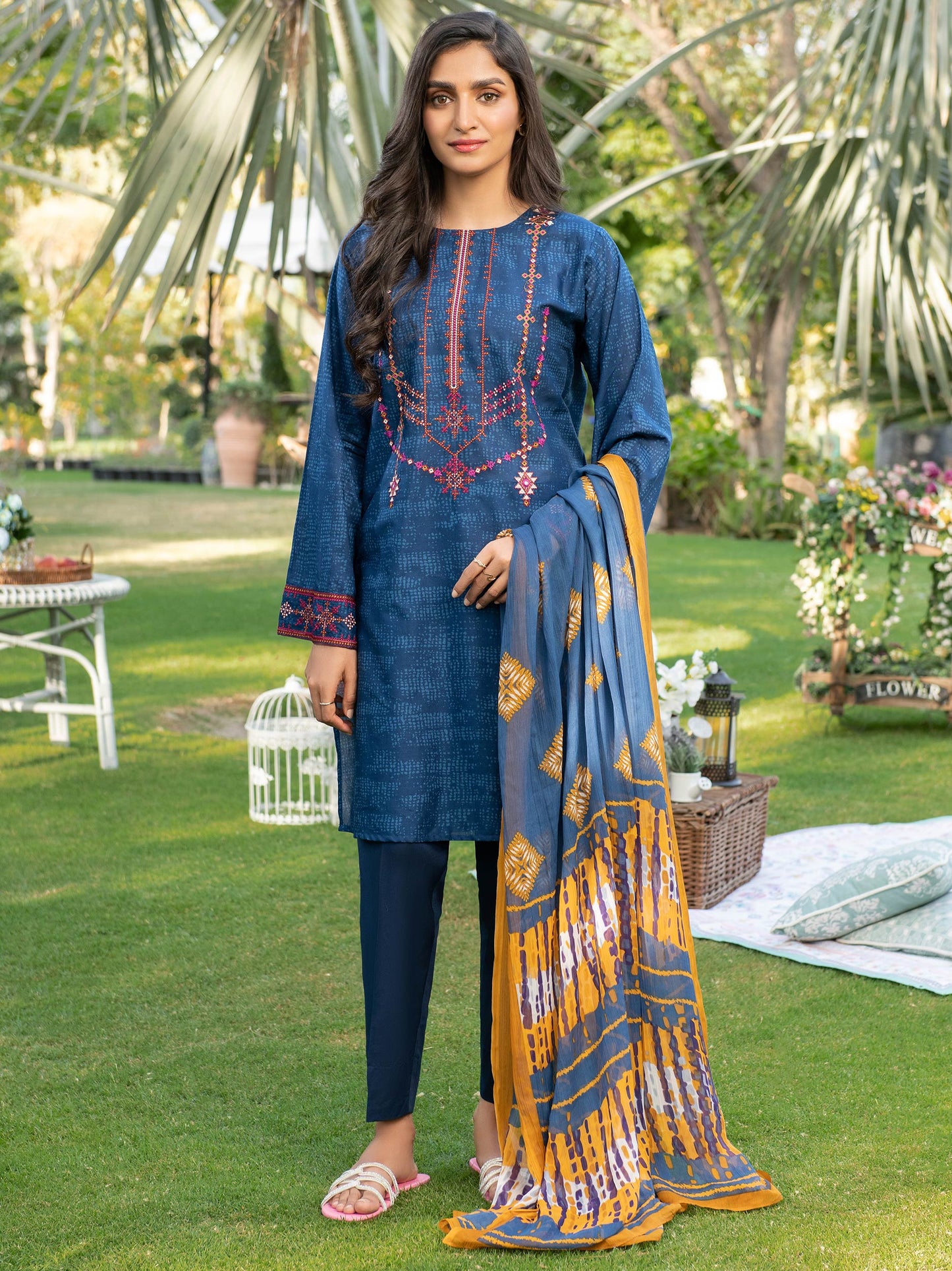 3 Piece Lawn Suit-Embroidered (Unstitched)