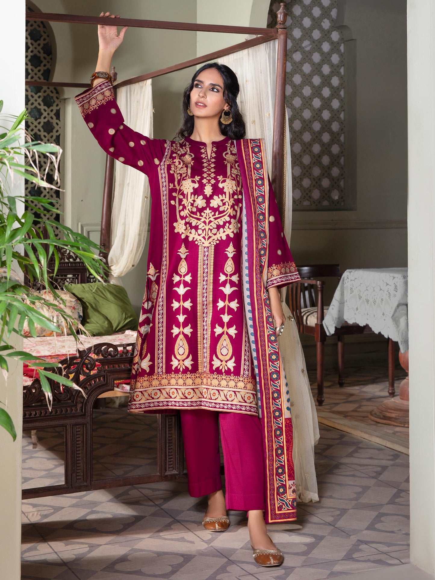 3 Piece Khaddar Suit-Pasted (Unstitched)