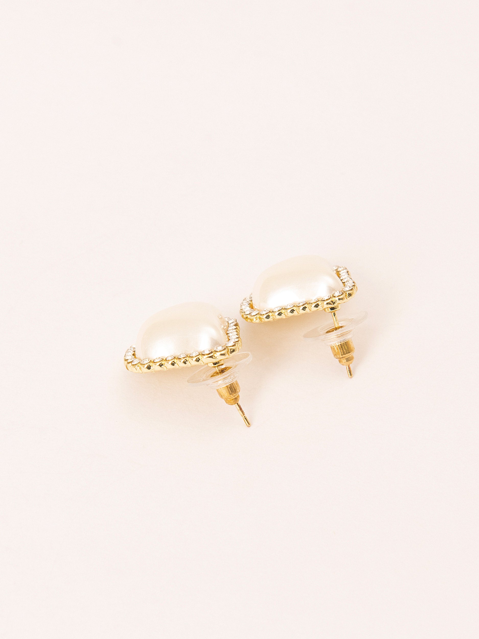 Pearly Stud Earrings
