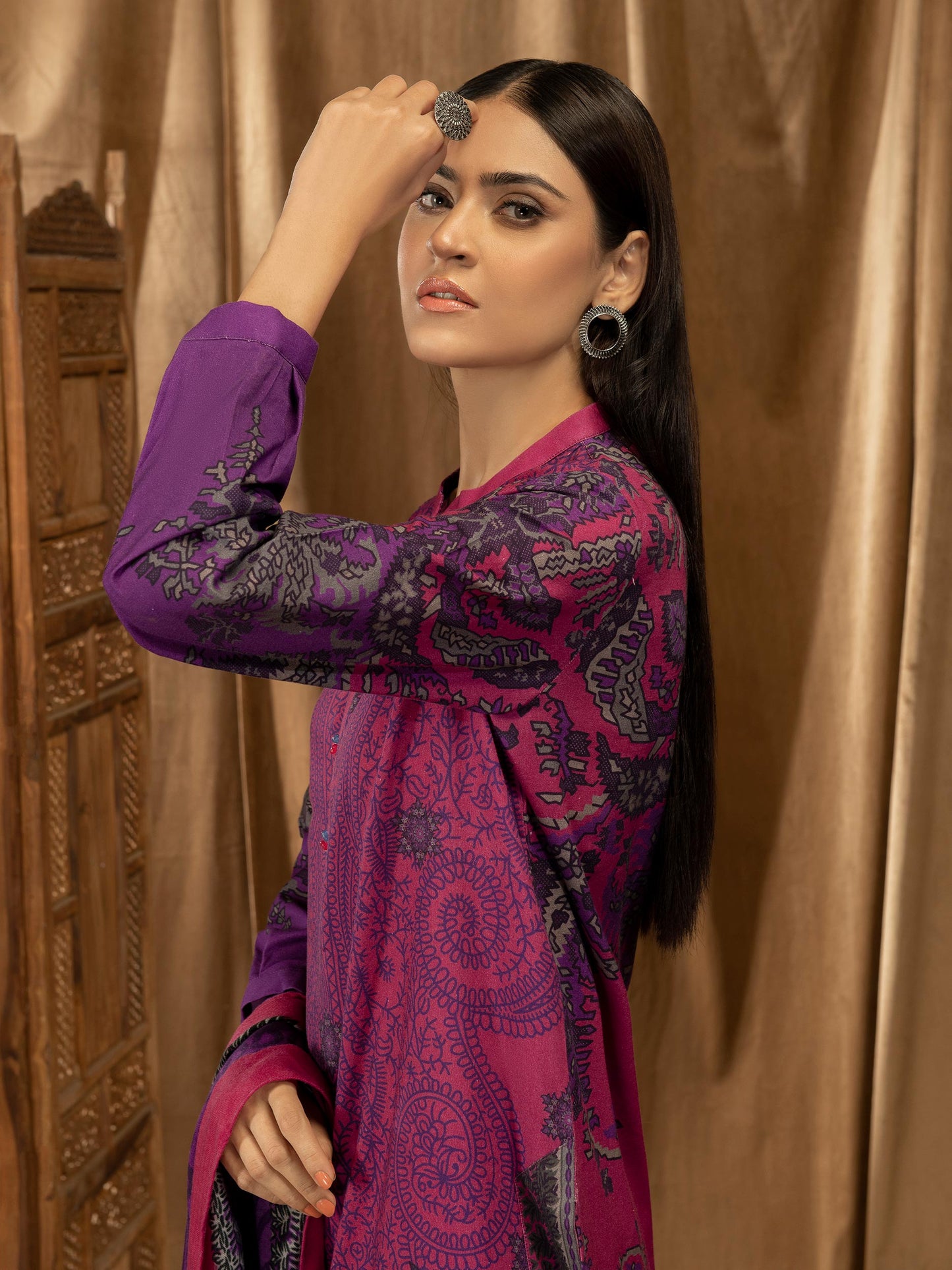 3 Piece Khaddar Suit-Printed (Unstitched)