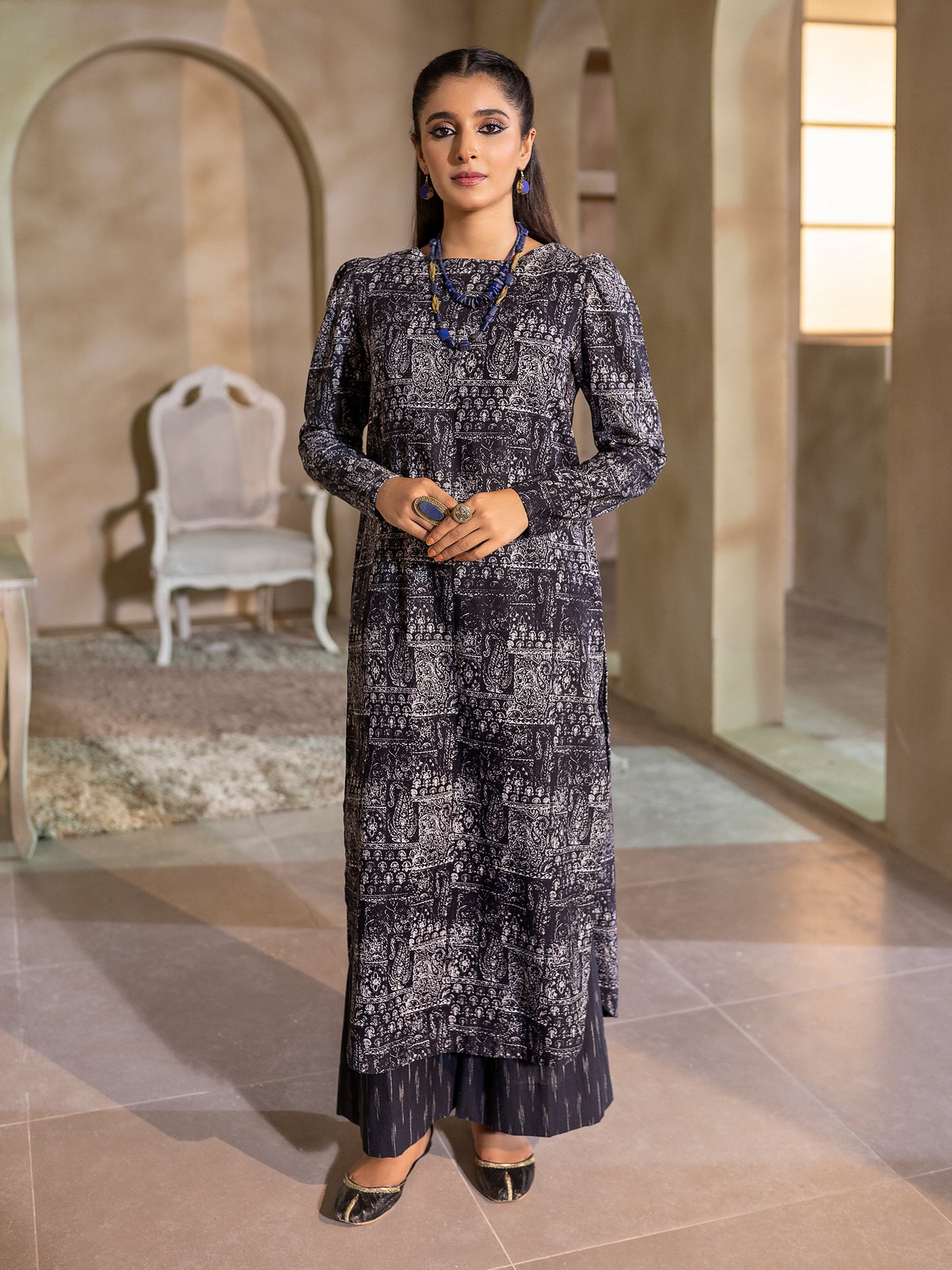 2 Piece Khaddar Suit-Printed (Unstitched)