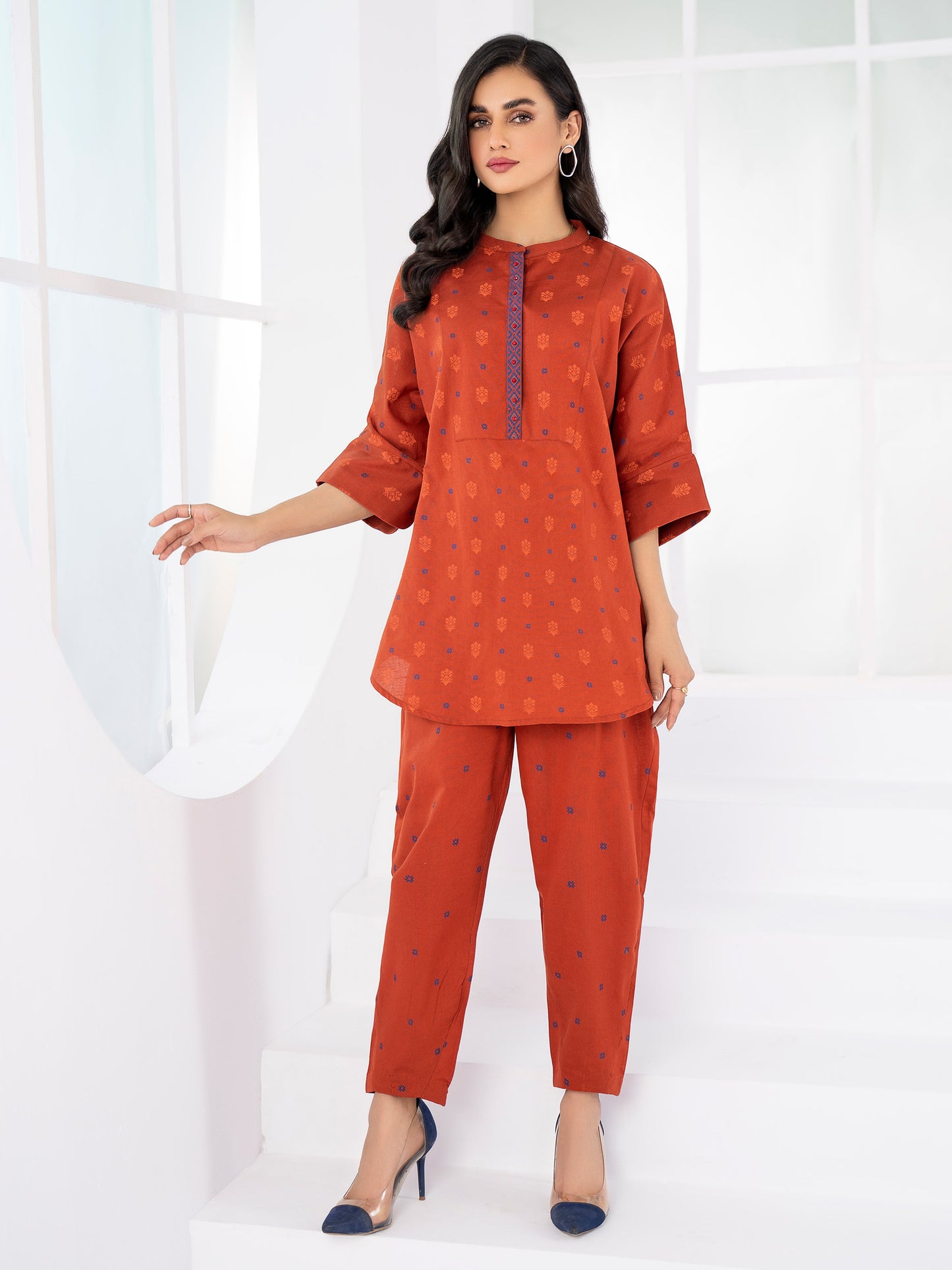 2 Piece Khaddar Suit-Embossed (Unstitched)