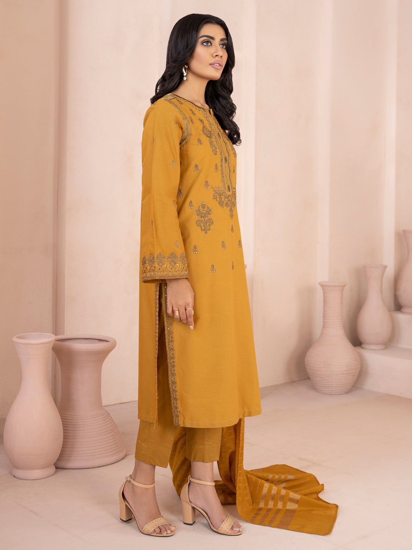 2 Piece Winter Cotton Suit-Embroidered (Unstitched)