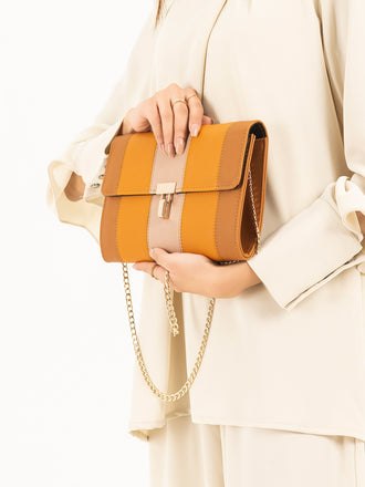 Three-Tone Clutch