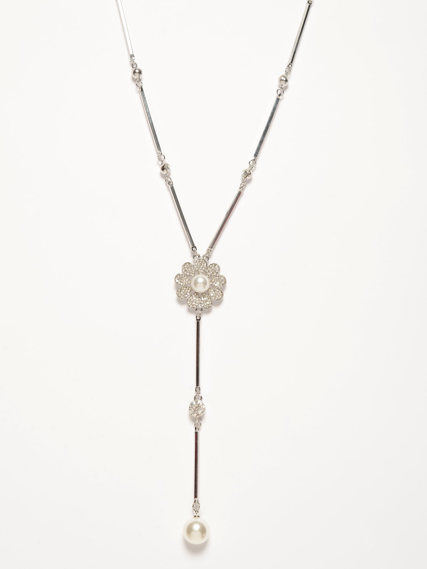 Pearl Flower Necklace Pearl Flower Necklace