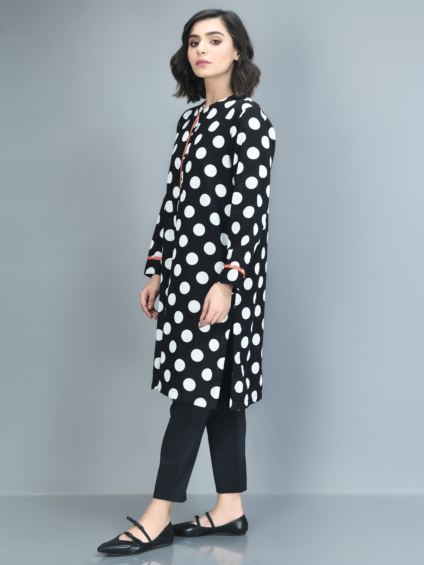 Embroidered Slub Khaddar Shirt Embroidered Slub Khaddar Shirt