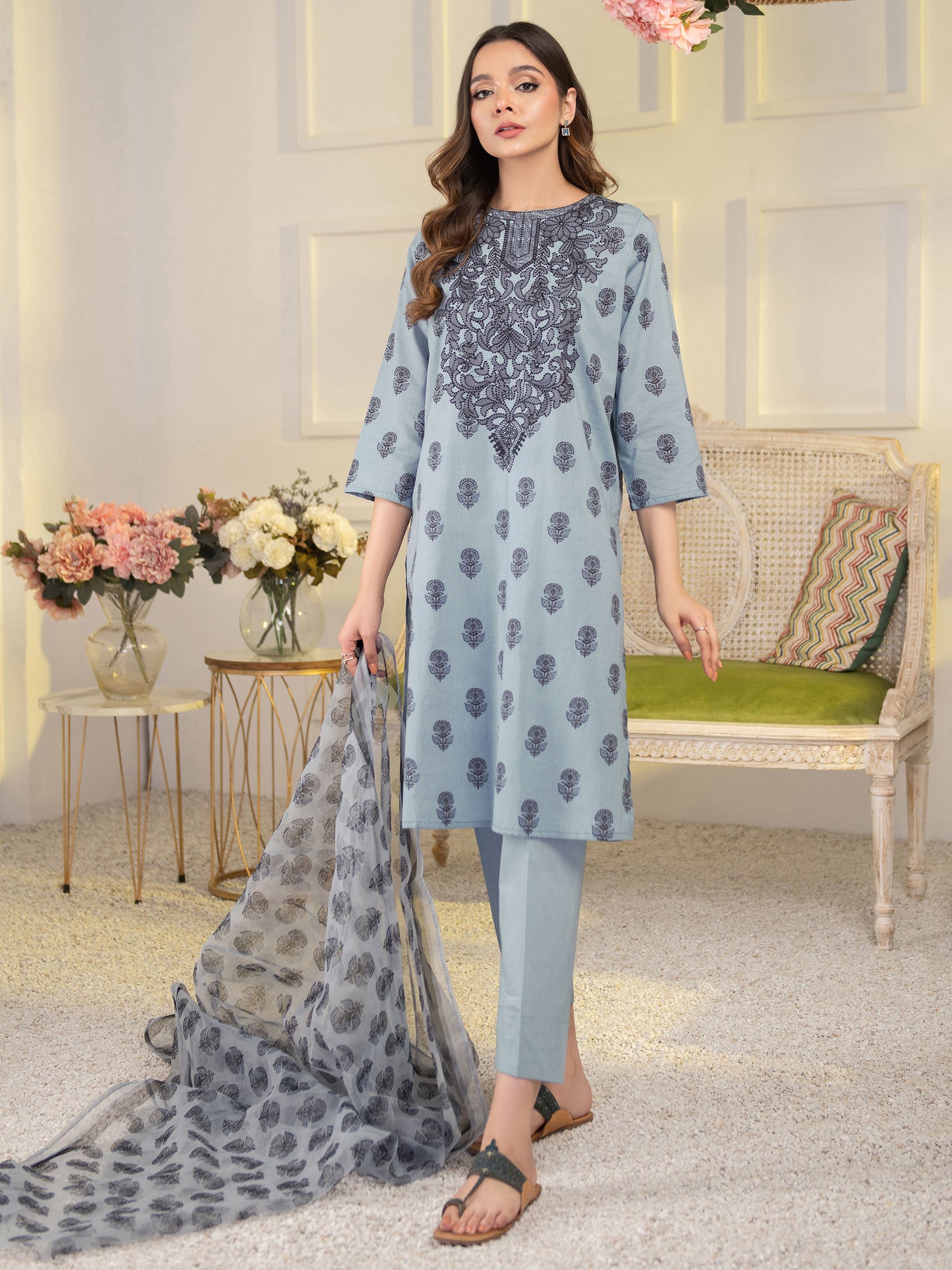 3 Piece Lawn Suit-Embroidered (Unstitched)