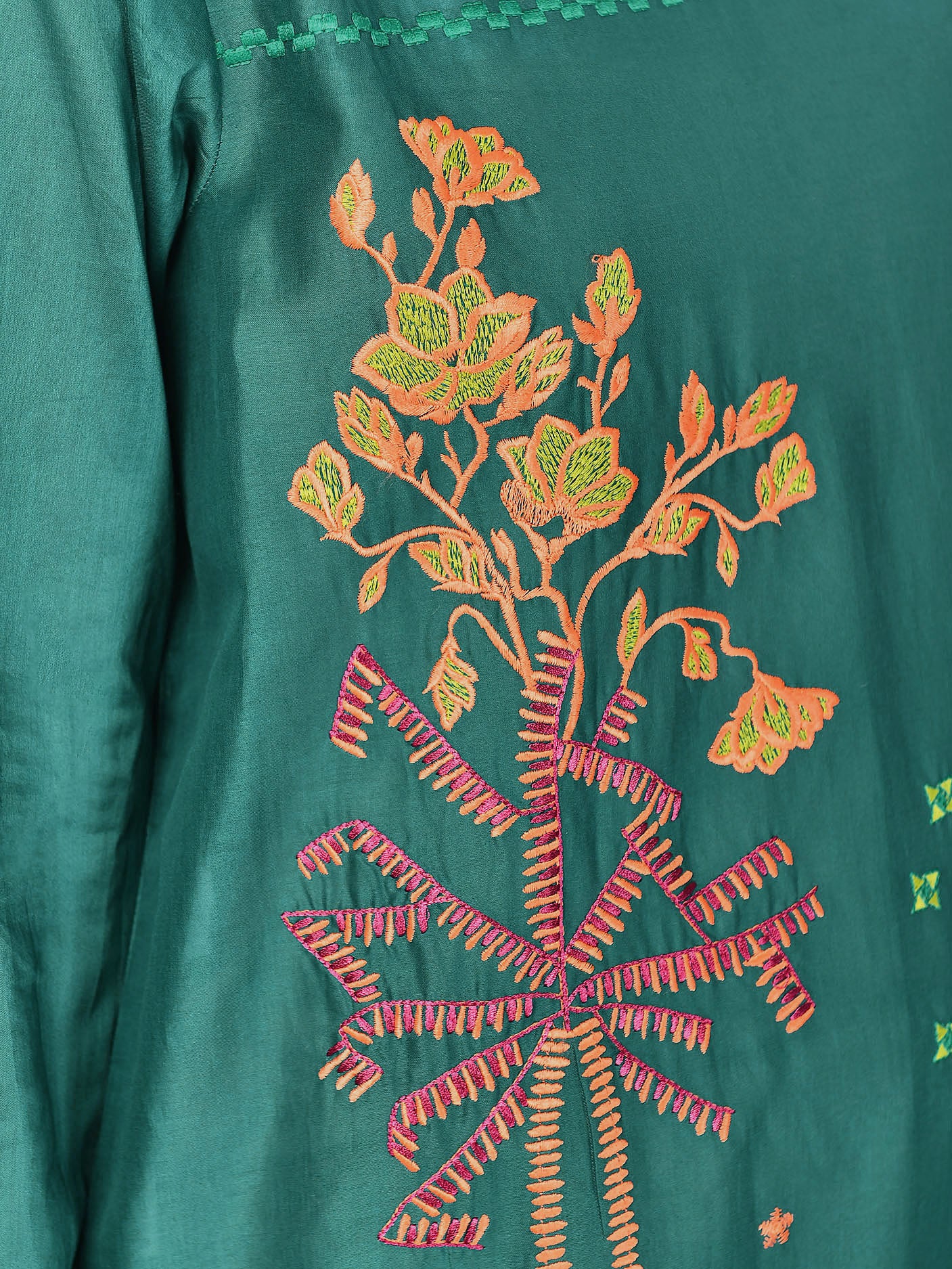 Embroidered Lawn Shirt Embroidered Lawn Shirt