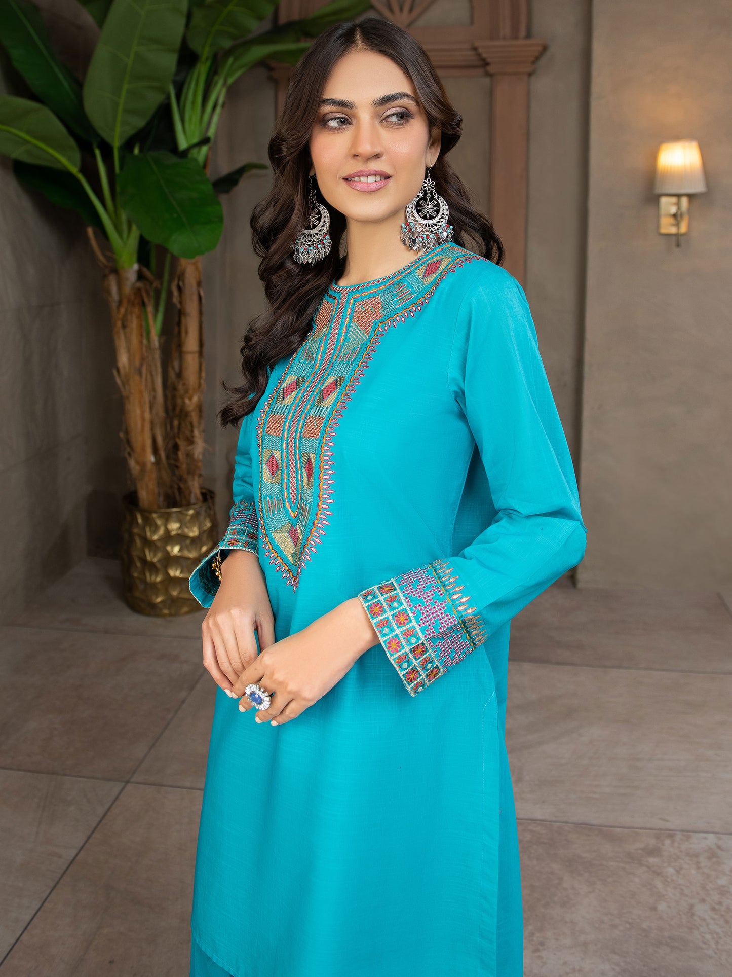 2 Piece Lawn Suit-Embroidered (Unstitched)