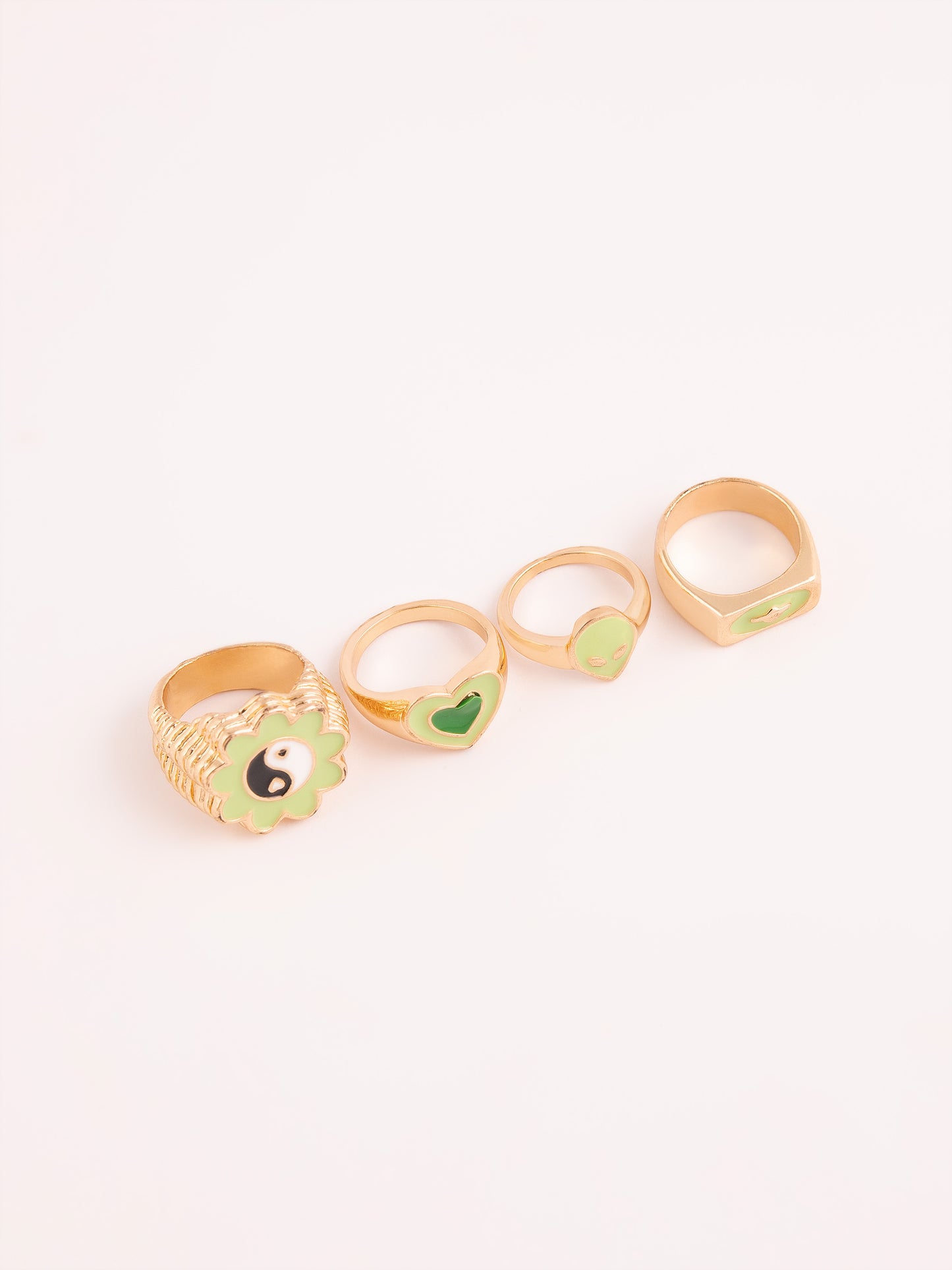 Green-Tone Ring Set