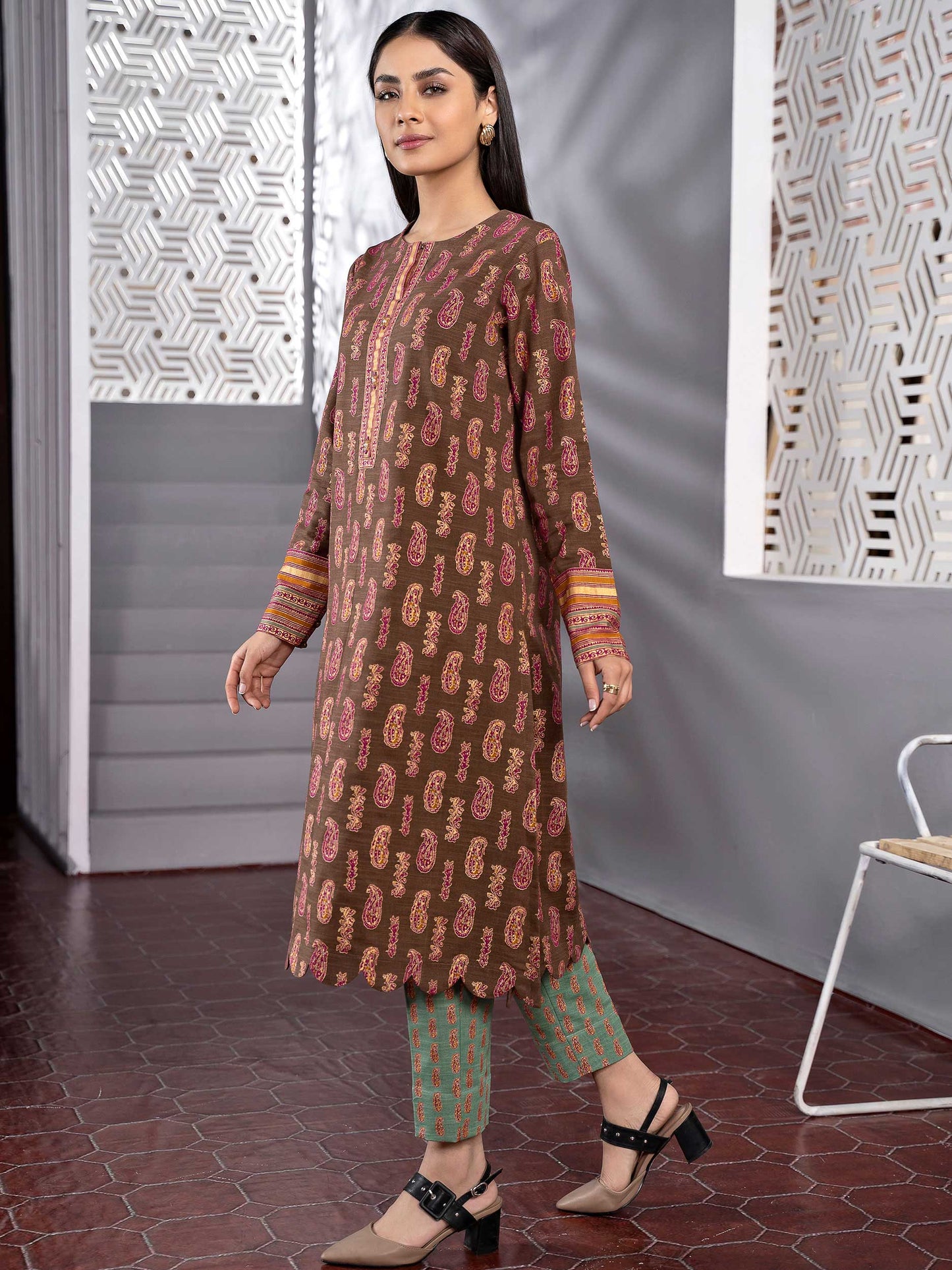 2 Piece Khaddar Suit-Printed (Unstitched)