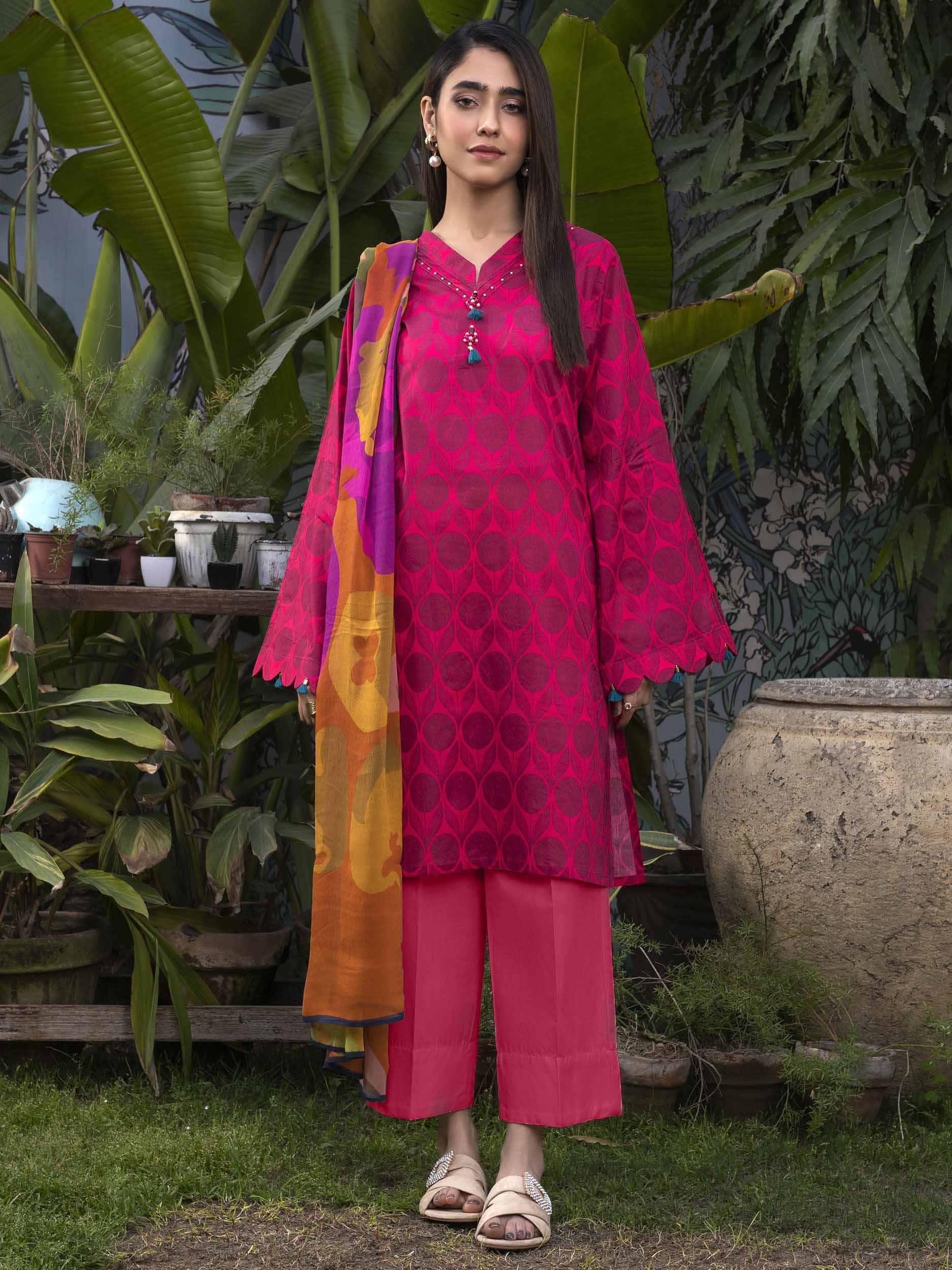 Printed Lawn 3Pc Suit Printed Lawn 3Pc Suit