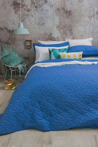 blue quilt cover