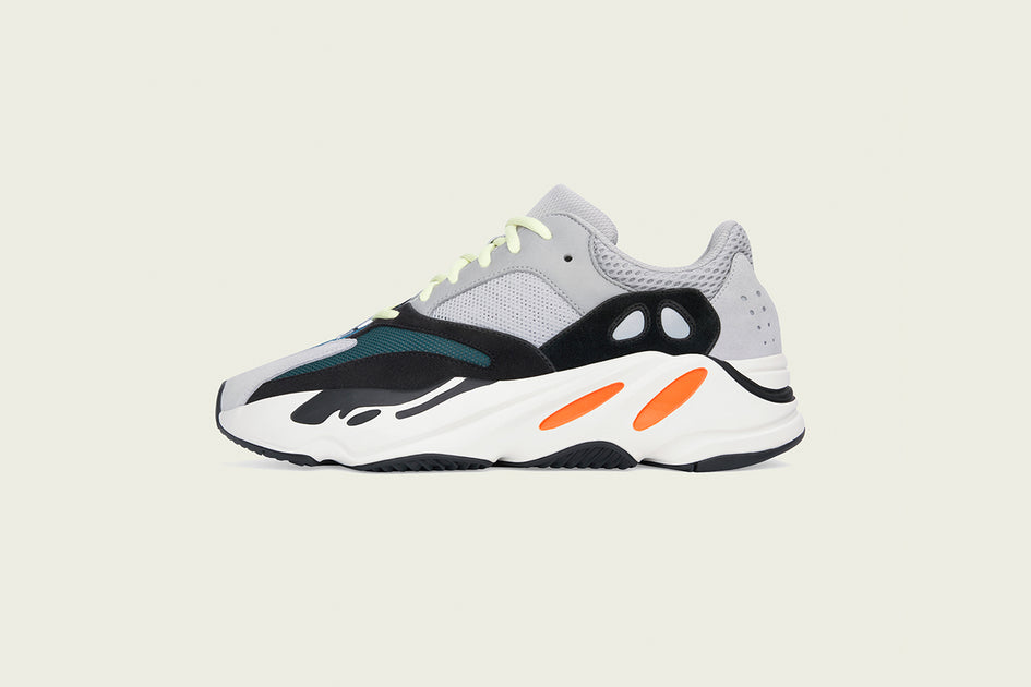 LUST MÉXICO PRESENTA: YEEZY BOOST 700 