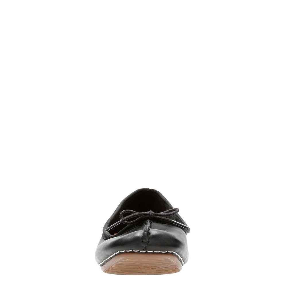 clarks freckle ice black