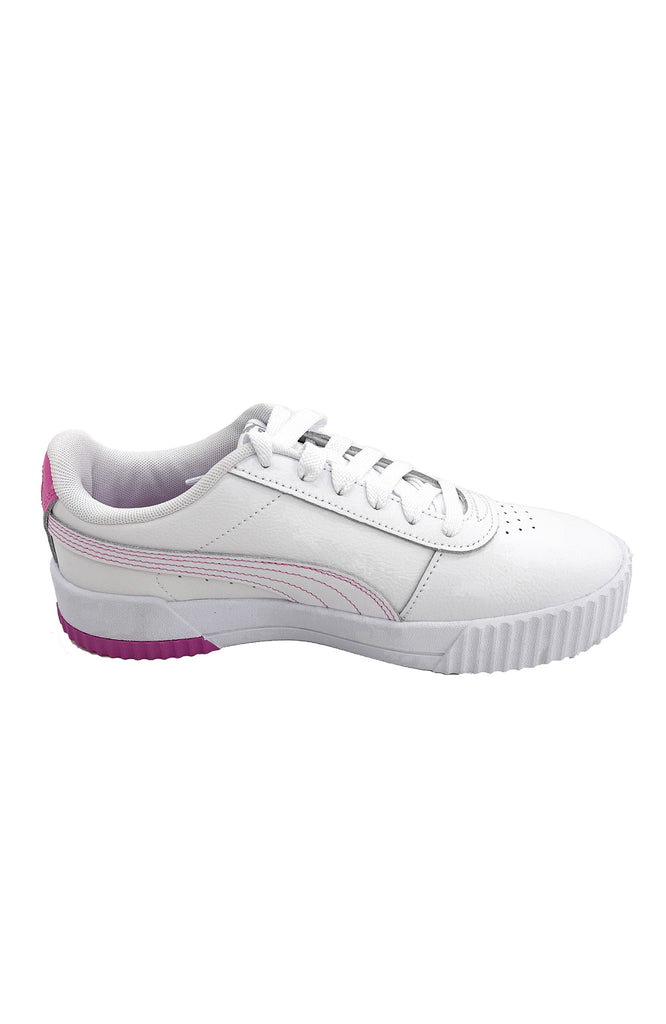 white pumas sneakers