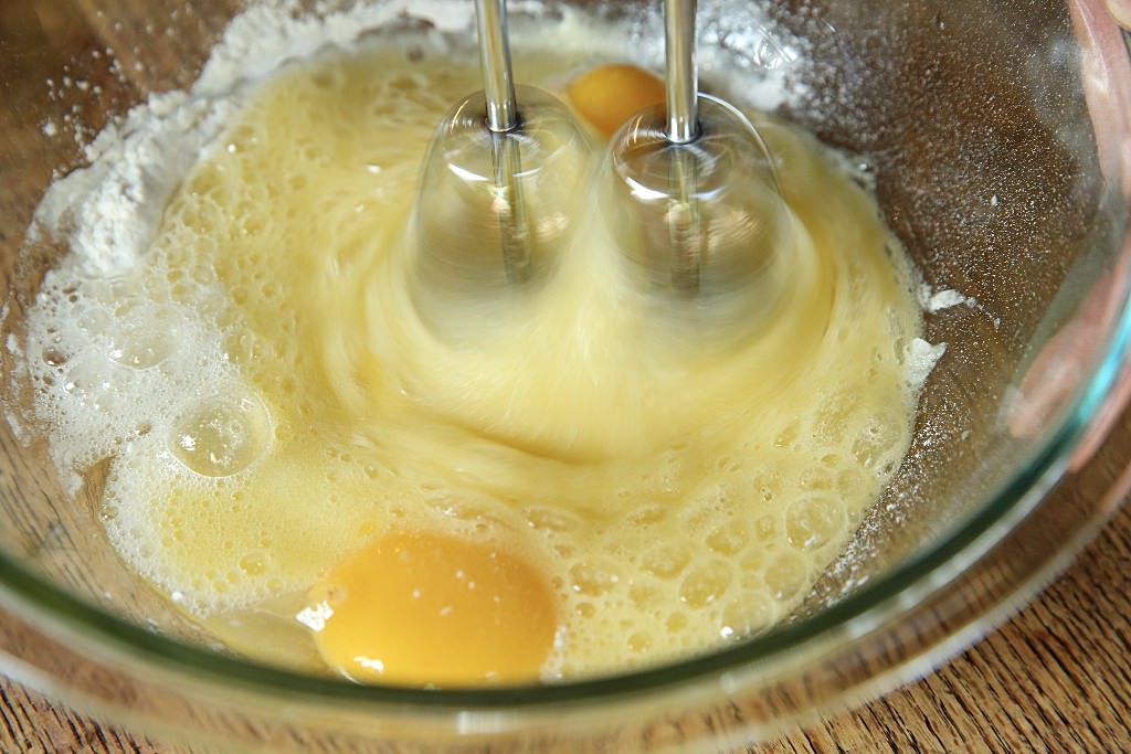 Mix eggs