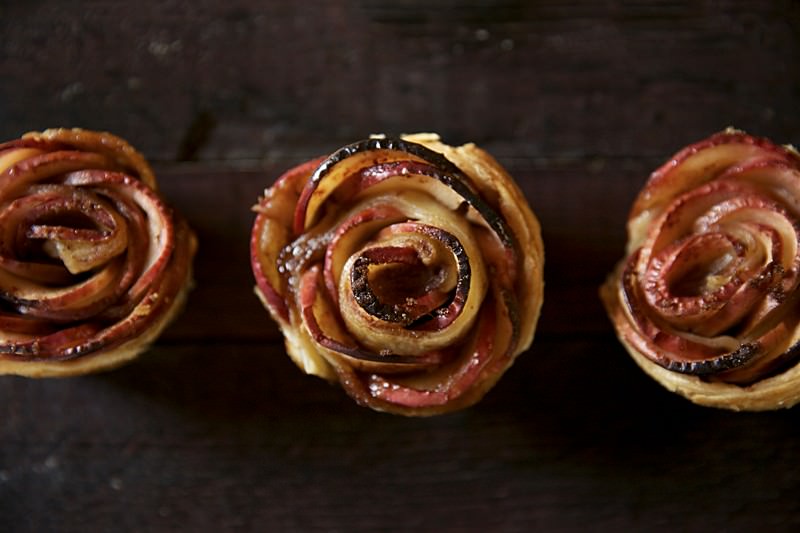 Apple roses baked in the Fontana wood-burning oven 