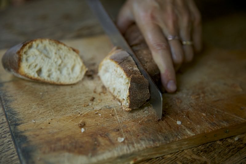 slicing bread for cherry tomatoes in the Fontana oven